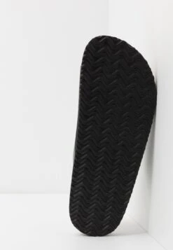 Pier One Unisex - Pantuflas - Black -Pier One Tienda De Ventas 4a735c24e60449a29969a0148d036b07