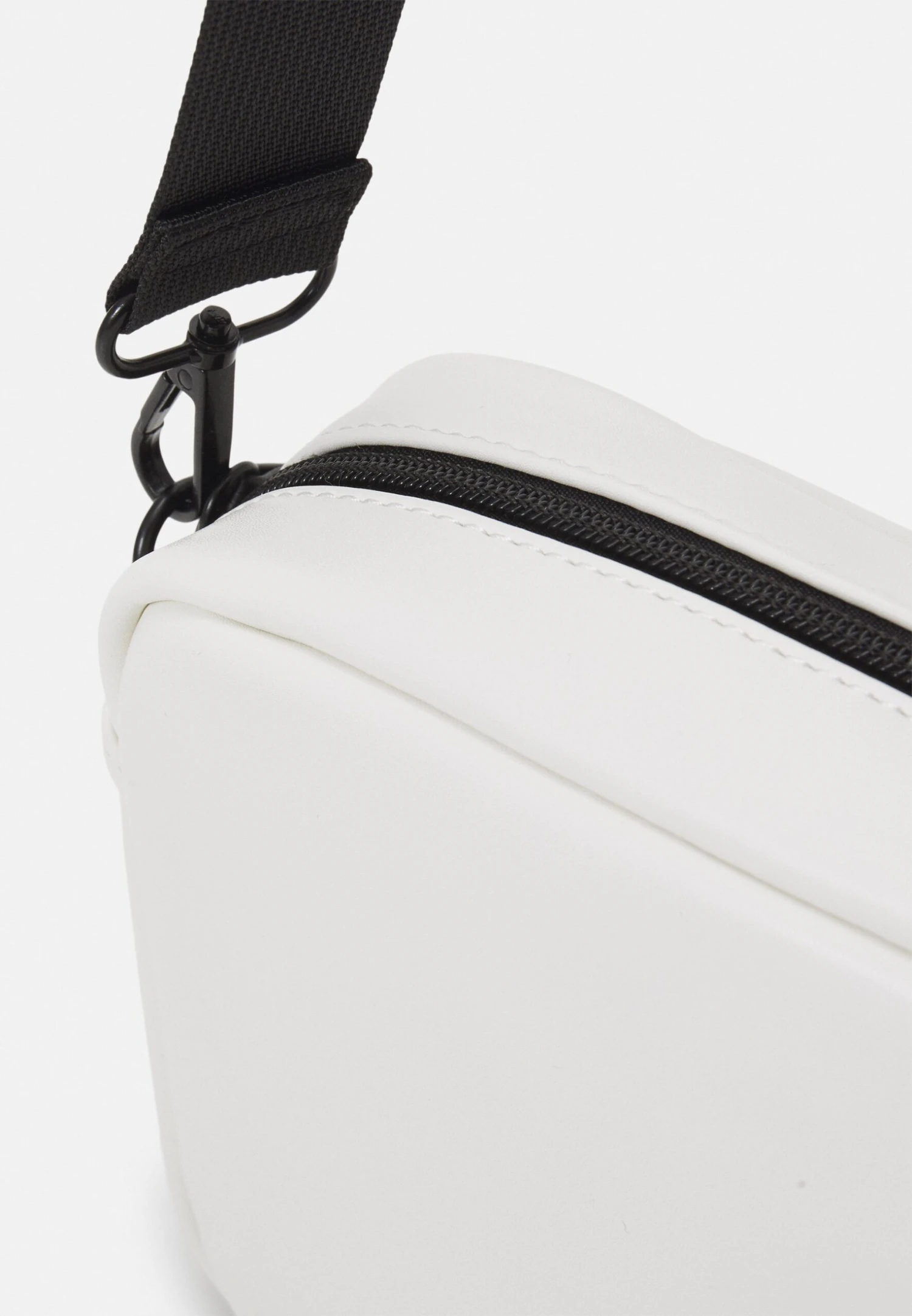 Pier One Bandolera - Off-White 4 Pier One Bandolera - Off-White - Imagen 4