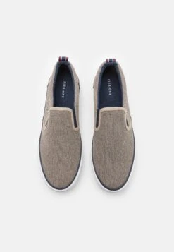 Pier One Unisex - Zapatillas - Taupe 9 Pier One Unisex - Zapatillas - Taupe -Pier One Tienda De Ventas 4bfc3dea16e84e949402e19f285476a8