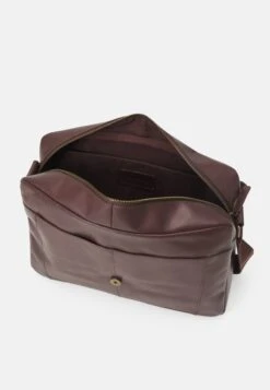 Pier One Leather Unisex - Funda Para Portátil - Brown 6 Pier One Leather Unisex - Funda Para Portátil - Brown -Pier One Tienda De Ventas 5b4d14f90e4c4510b679f04d80f27b19
