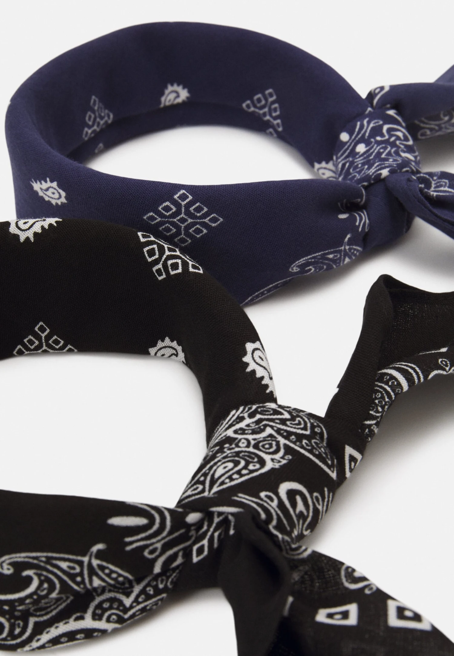 Pier One Unisex - Pañuelo - Black/Blue/Red 2 Pier One Unisex - Pañuelo - Black/Blue/Red - Imagen 2