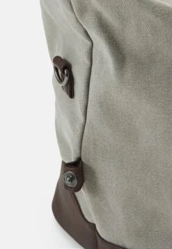 Pier One Unisex - Bolsa De Viaje - Grey 9 Pier One Unisex - Bolsa De Viaje - Grey -Pier One Tienda De Ventas 6fa7c56bd7a241beadc9861c482d7855