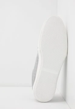 Pier One Unisex - Zapatillas - Light Grey 10 Pier One Unisex - Zapatillas - Light Grey -Pier One Tienda De Ventas 7b1054096c0b4b588134c4dab326eb91