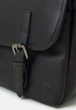 Pier One Unisex - Bandolera -Black 7 Pier One Unisex - Bandolera -Black -Pier One Tienda De Ventas adbd5d8fbbd24c28a61f94af8a00c514