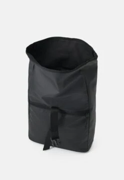 Pier One Tarpaulin Water Repellent Unisex - Mochila - Black -Pier One Tienda De Ventas b496b4c13f874365838f471496f42273