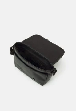 Pier One Unisex - Bandolera -Black 6 Pier One Unisex - Bandolera -Black -Pier One Tienda De Ventas c8b3267bb4784f2bbcd3cf675ef176e0