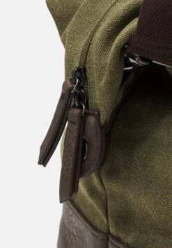 Pier One Unisex - Bolsa De Viaje - Khaki -Pier One Tienda De Ventas d132e15582454700aa44d4e3c2e0a9fa