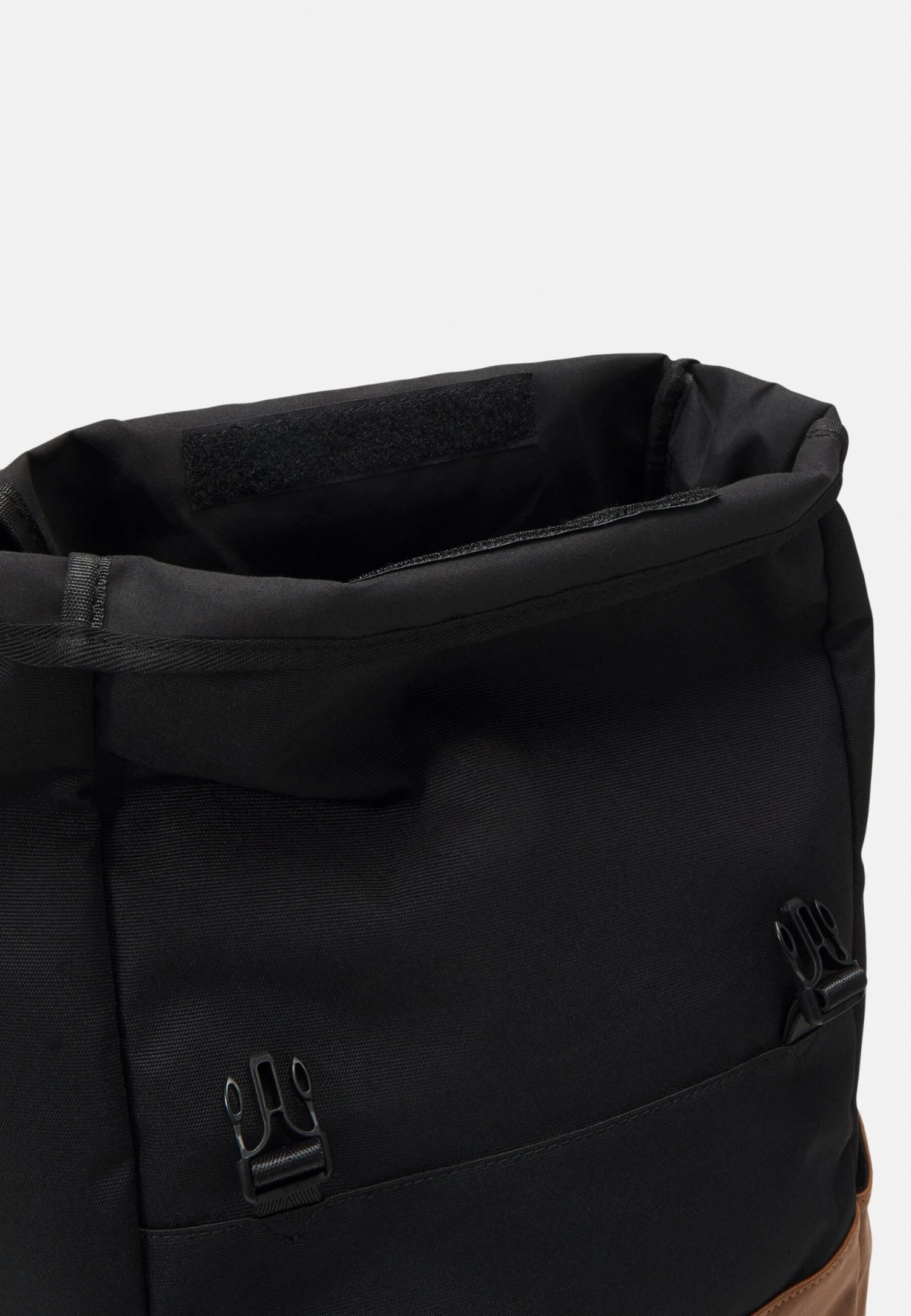 Pier One Unisex - Mochila - Brown/Black 3 Pier One Unisex - Mochila - Brown/Black - Imagen 3