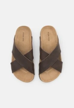 Pier One Unisex - Pantuflas - Brown 9 Pier One Unisex - Pantuflas - Brown -Pier One Tienda De Ventas dc950c1c15d94646b16fe41412e2e3c9