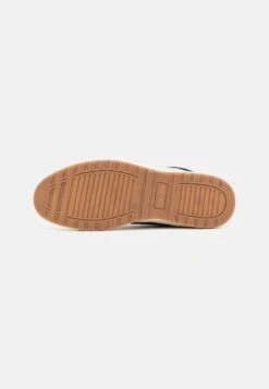 Pier One Zapatillas Altas - Cognac 10 Pier One Zapatillas Altas - Cognac -Pier One Tienda De Ventas eafa0ed86a51400d8543561b89d4c2c7