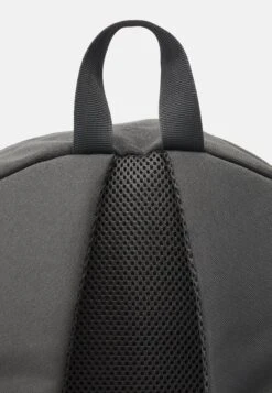 Pier One Unisex - Mochila - Dark Grey 8 Pier One Unisex - Mochila - Dark Grey -Pier One Tienda De Ventas ec7d8699ca1b4b109aabe42c6e52c840